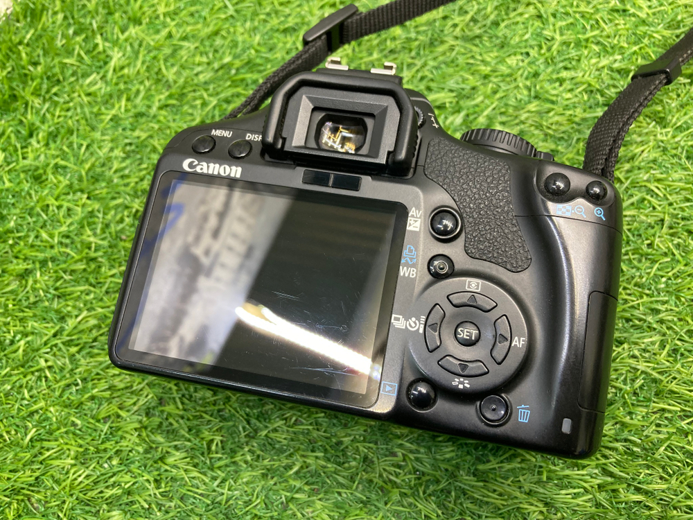 Canon EOS 450D 7.200 кадров