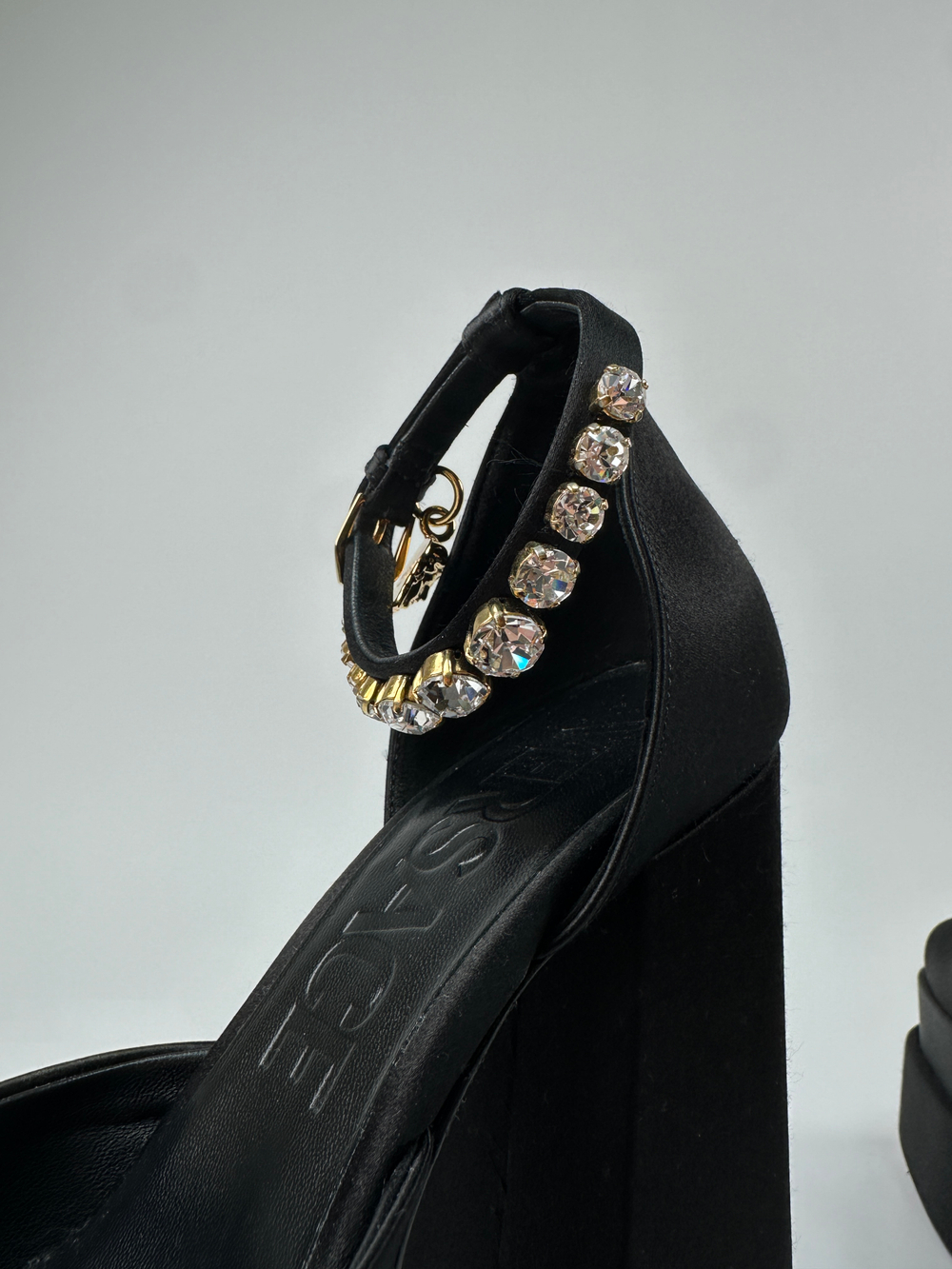 Туфли Versace