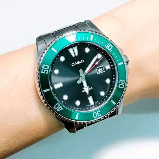 Наручные часы Casio MDV-107D-3AVEF