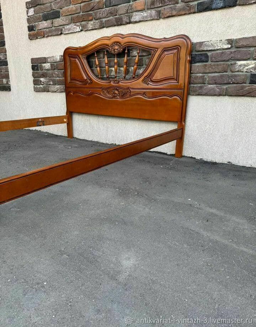 Кровать односпальная 140×195