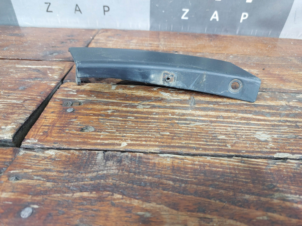 Накладка заднего бампера правая Toyota RAV4 IV (XA40) 15-19 Б/У Оригинал 5216142400