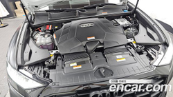 Audi Q8 55 TFSI Quattro Premium — 2023