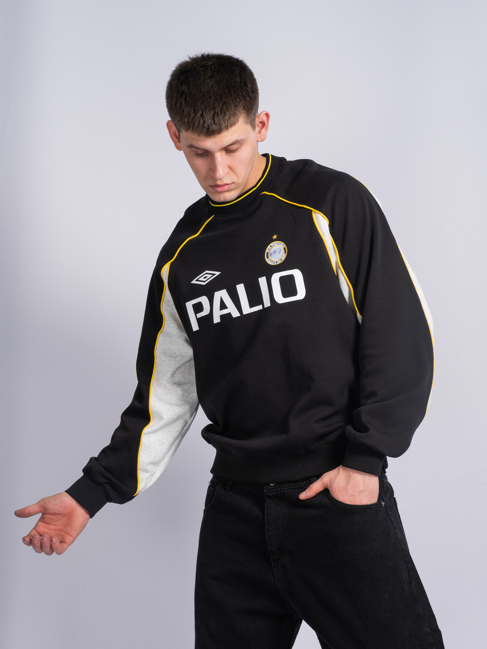 Свитшот Palace Umbro #A6260 (чёрн.)