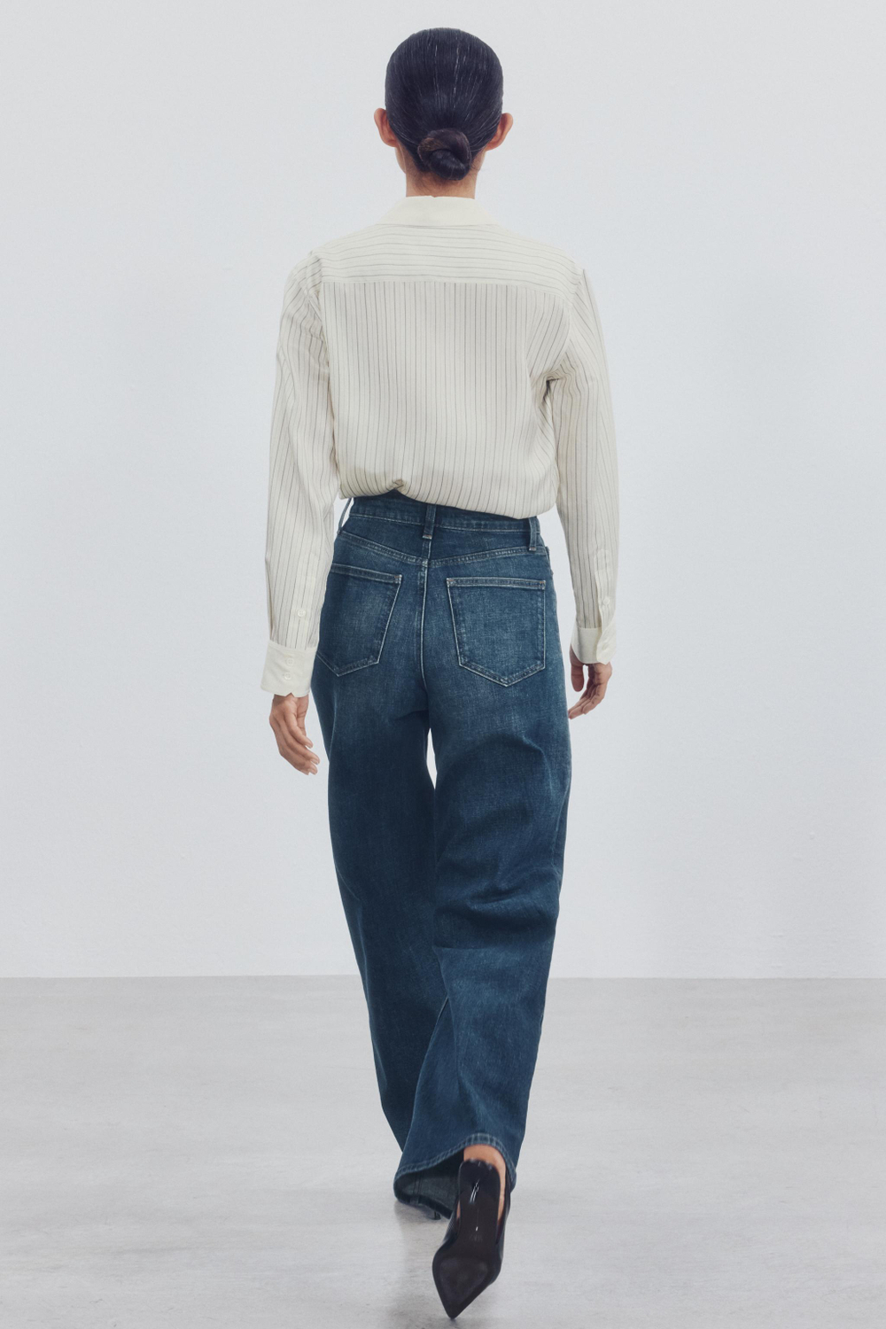 ДЖИНСЫ COMFORT WIDE LEG С ВЫСОКОЙ ПОСАДКОЙ — ZW COLLECTION — ZARA