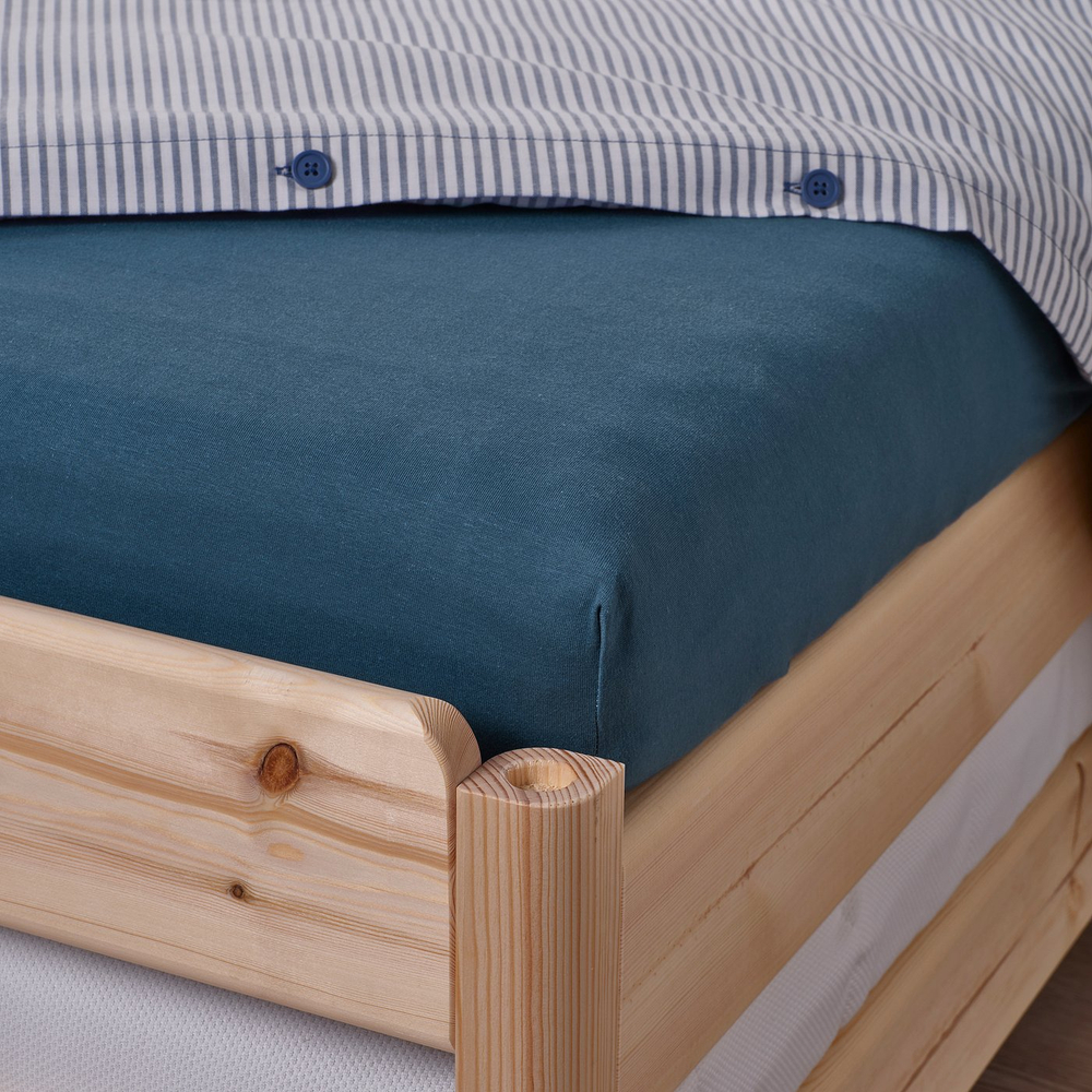 IKEA VÅRVIAL  (ИКЕА ВОРВИАЛ)  -  Простыня на резинке для кушетки - синяя 80x200 см