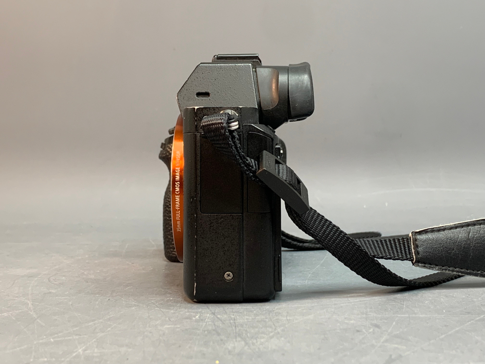 Sony A7 Mark II Body 195.000 кадров, разбит видеоискатель