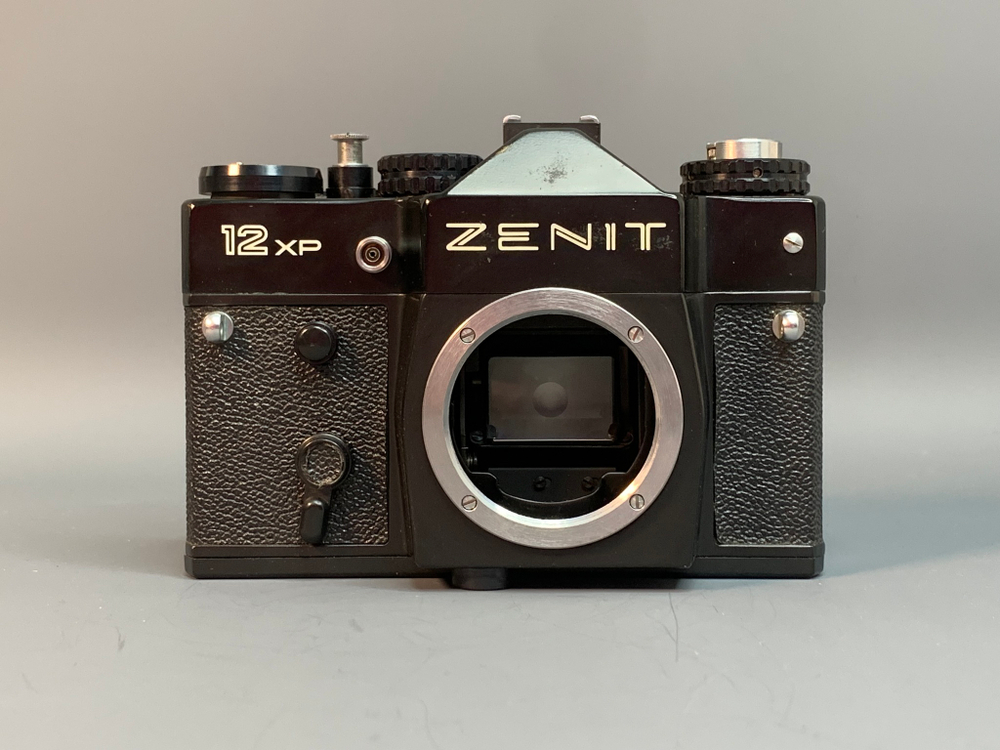Zenit 12XP + Helios-44M-4