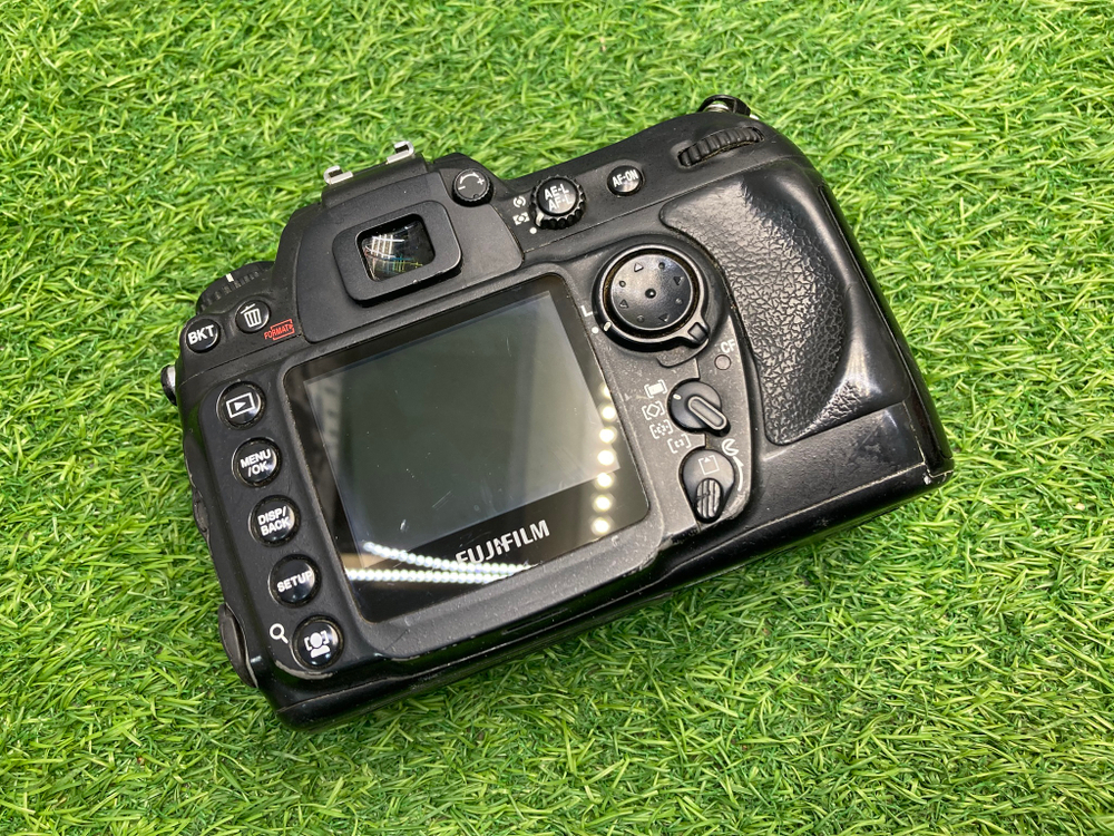 Fujifilm FinePix S5 Pro