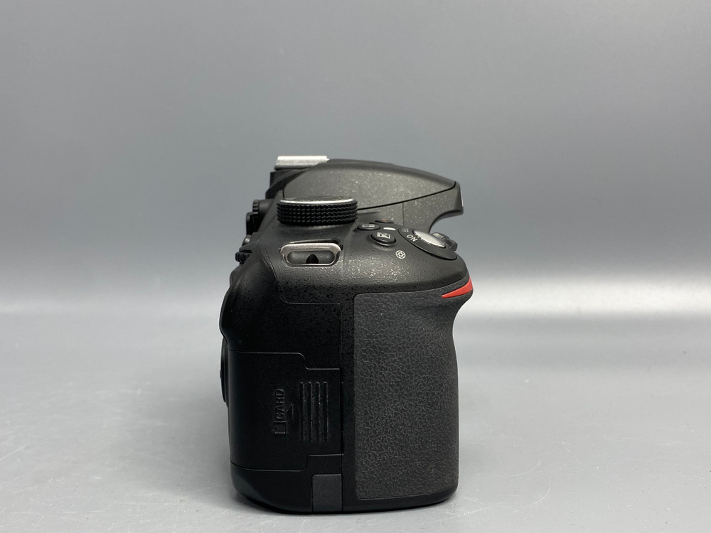 Nikon D3200 5.000 кадров