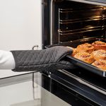 Прихватка-варежка IKEA MARIATHERES (МАРИАЗЕРЕС), Серый, 33 см