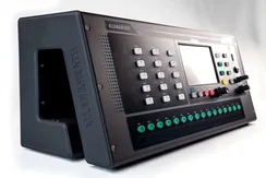 Allen Heath QU-PAC компактный цифровой микшерный пульт