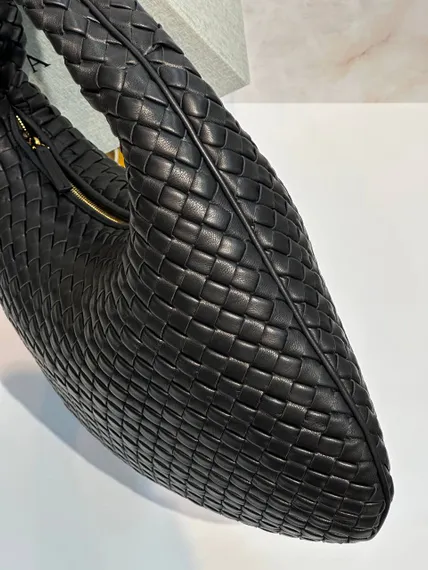 Сумка Bottega Veneta "Veneta"