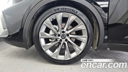 Toyota Crown 2.5 4WD Hybrid — 2025
