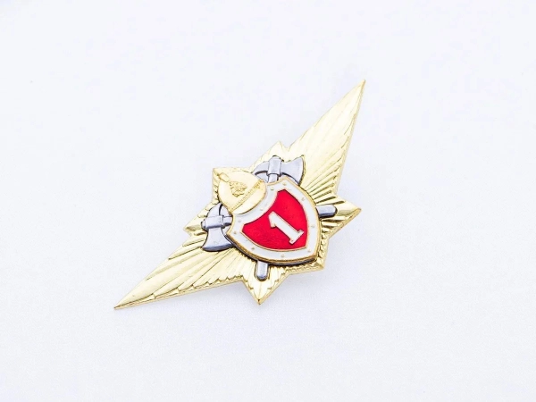 Знак "Классность МЧС 1"