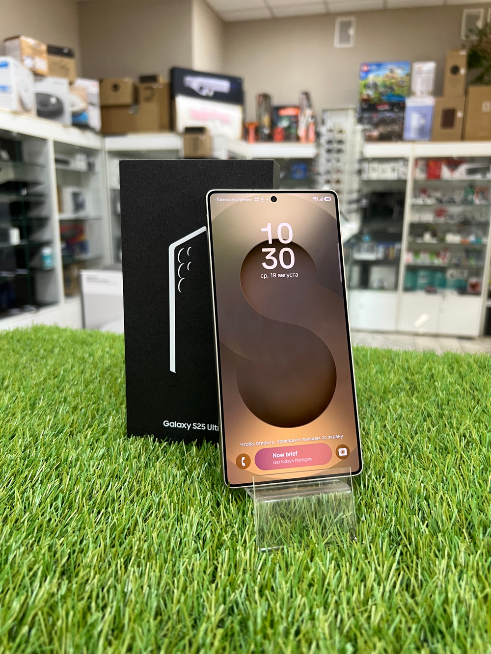 Б/У Samsung Galaxy S25 Ultra 12/512Gb Titanium Gray