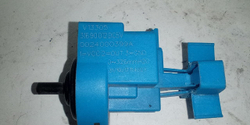 4 Датчик уровня воды (прессостат) для стиральных машин Haier V13305 0024000399A б/у