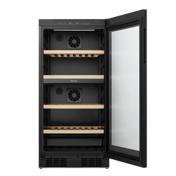 Винный шкаф Hisense RW3N230GELF