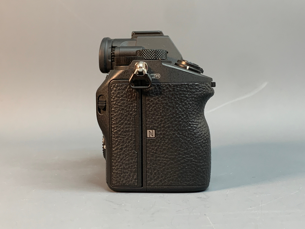 Sony A7 III 27.000 кадров
