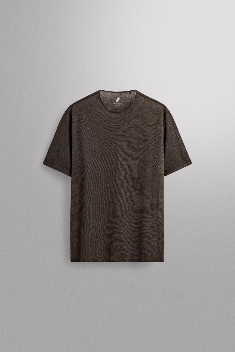 ЛЕГКАЯ ФУТБОЛКА ДЛЯ БЕГА ИЗ РЕЛЬЕФНОЙ ТКАНИ — ZARA · 4387/302