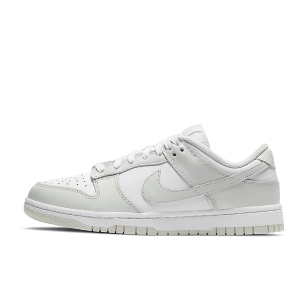 Nike Dunk Low WMNS Photon Dust