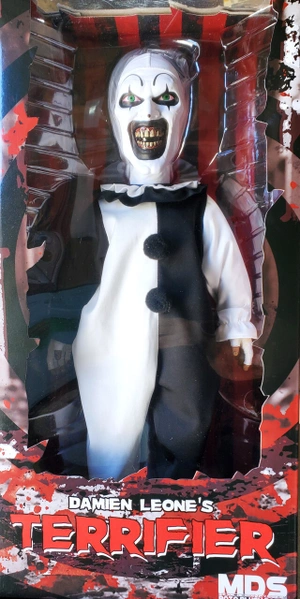 Фигурка Mezco - MDS Mega Scale: Terrifier - Art the Clown