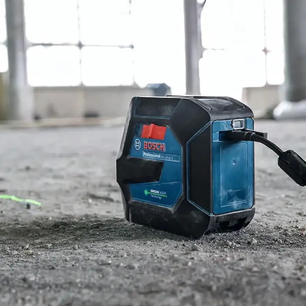 Лазерный нивелир GLL 20-22 G + LB10 + BA3.7VXL + кейс BOSCH 0601065602