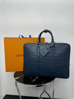 Портфель Louis Vuitton из кожи крокодила