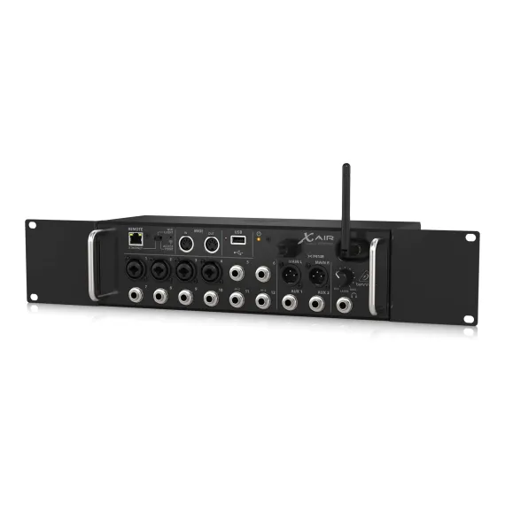 Behringer XR12
