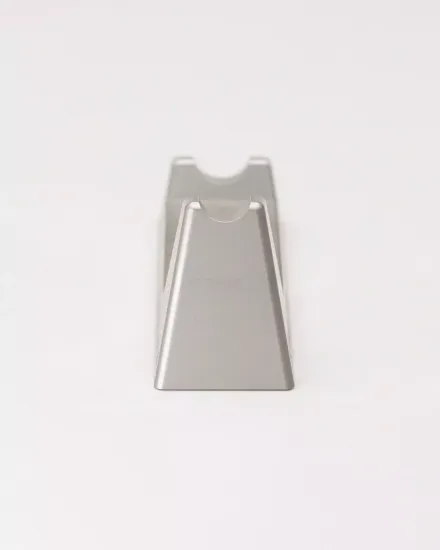 Подставка для бритвы Henson Shaving, серебристая