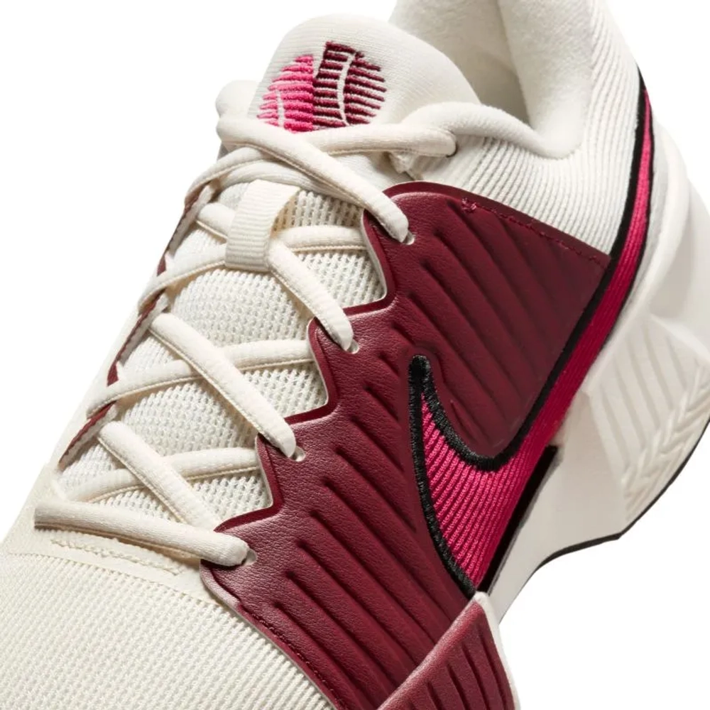 Женские теннисные кроссовки Nike Zoom GP Challenge Pro Clay - pale ivory/rush pink/sail/team red