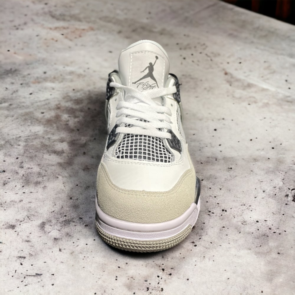 Nike Air Jordan 4 • Military Black