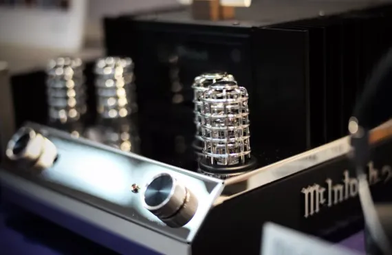 Mcintosh MA252