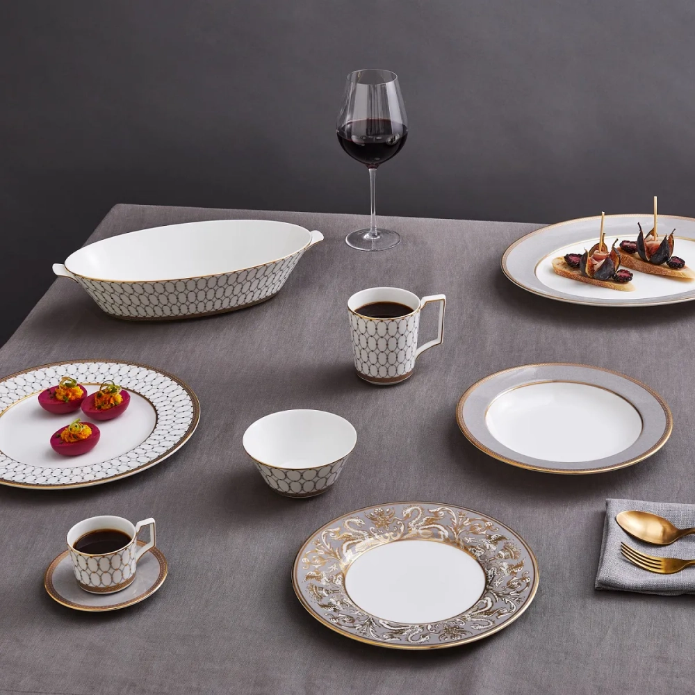 Wedgwood Блюдо Renaissance Grey 35 см EAN 701587471886