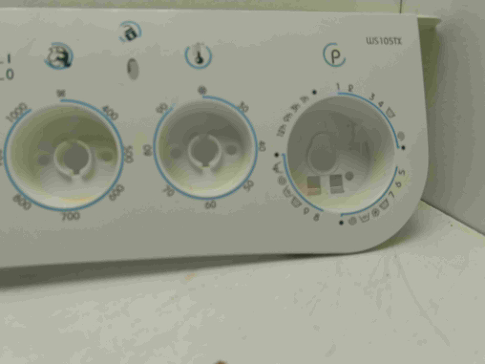 WS105TX кт218 Лицевая панель для стиральной машины Indesit 250001979 б/у