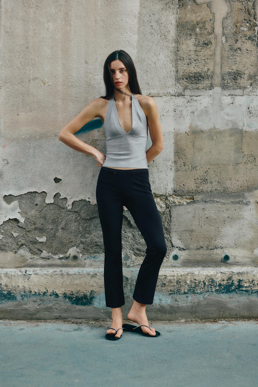 БРЮКИ С КАРМАНАМИ НА МОЛНИИ — ZARA