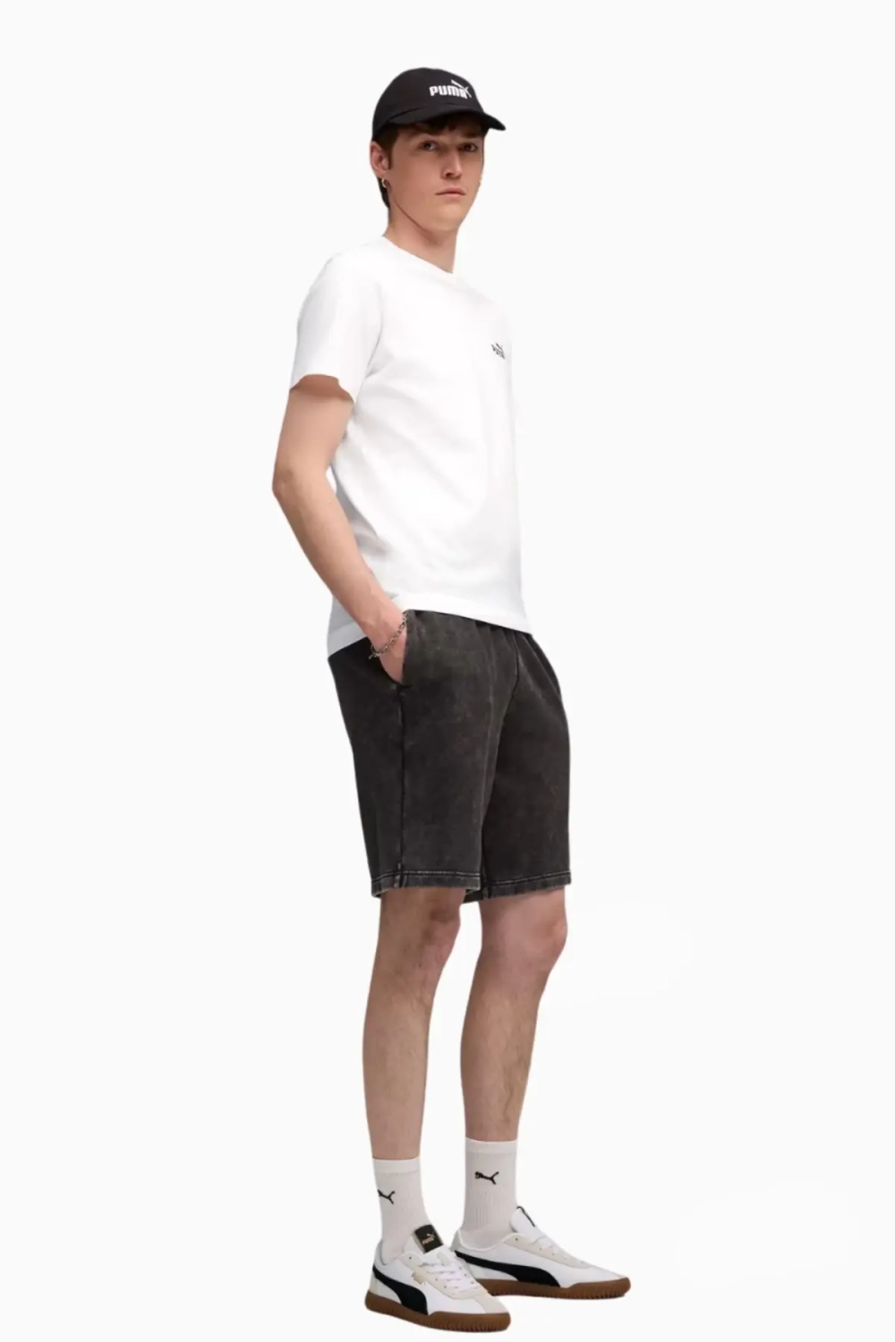 Шорты Puma Essentials Elevated Relaxed Wash - черный