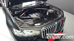 BMW X7 xDrive 30d Design Pure Excellent 6-Seater — 2020