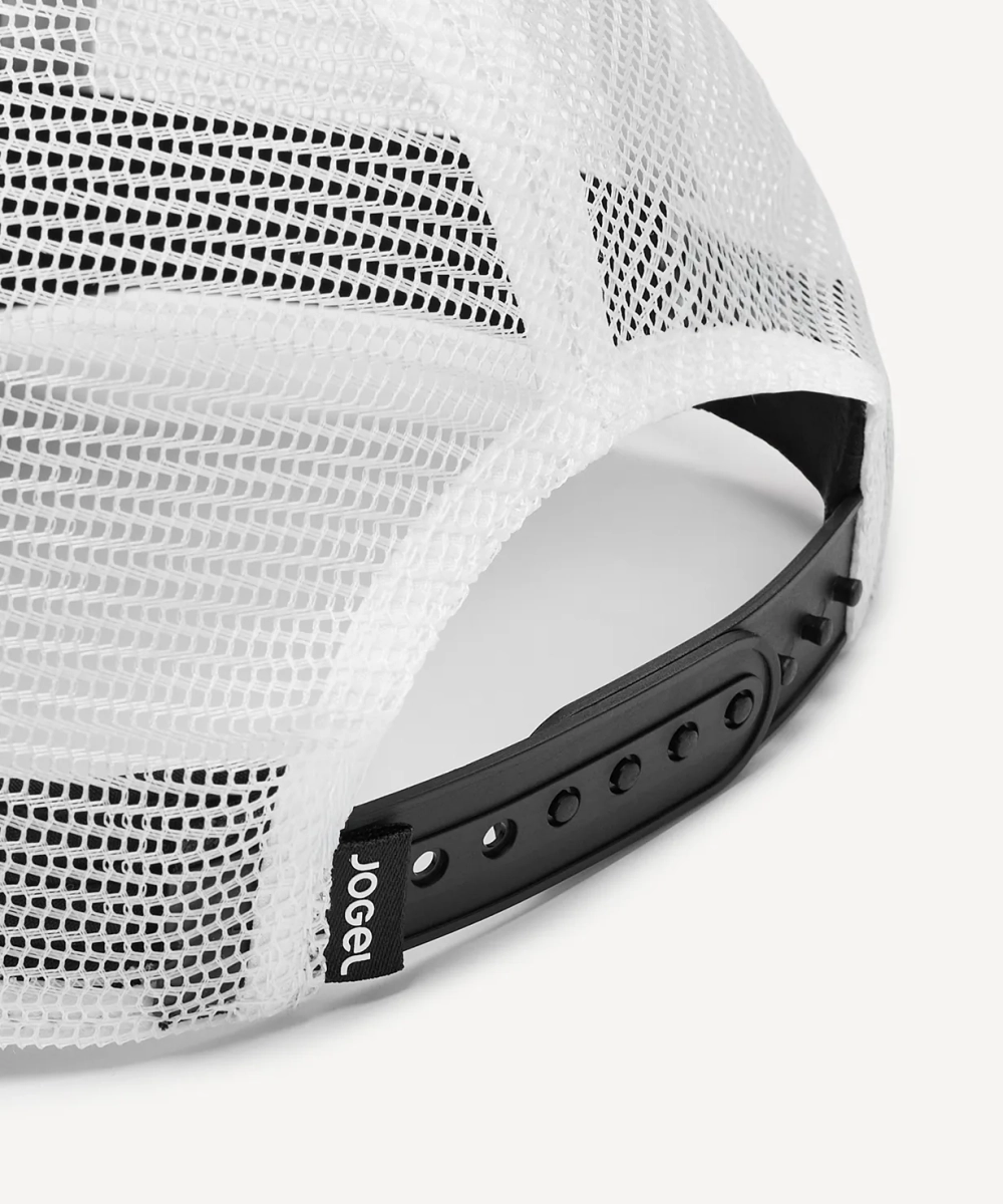 Бейсболка JOGEL Essential Mesh Cap, черный/белый