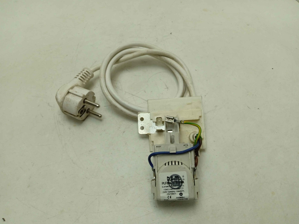 RST703D кт169 Сетевой фильтр для стиральной машины Hotpoint-Ariston RST703D б/у