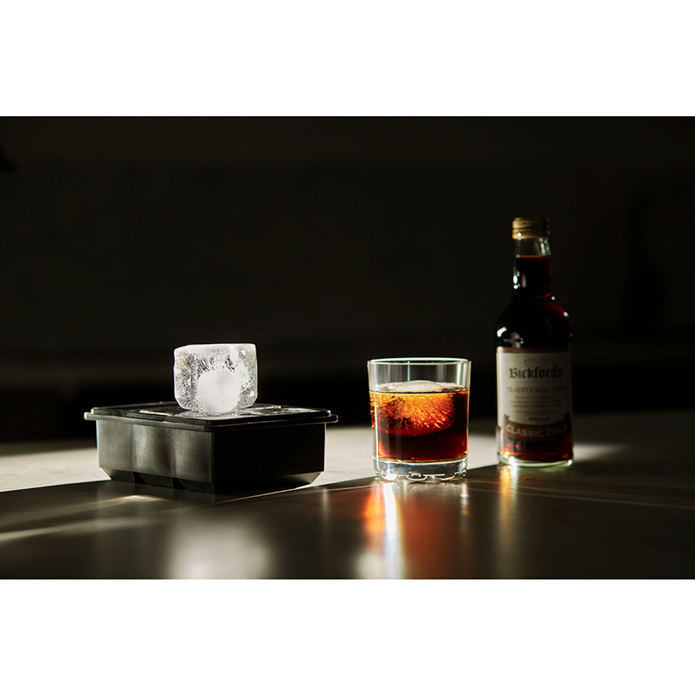Форма для льда с крышкой Smart Solutions Ice cubes