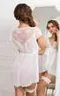 Lady in white 17252