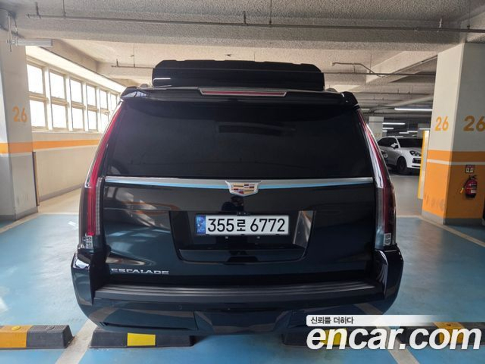 Cadillac Escalade 6.2 ESV — 2020