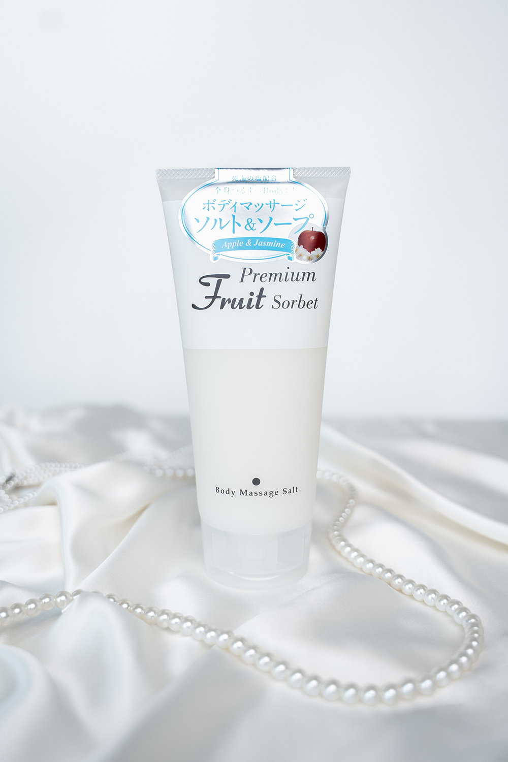 Скраб-щербет для тела с солью Тихого океана, жасмином и яблоком Enhel Beauty
