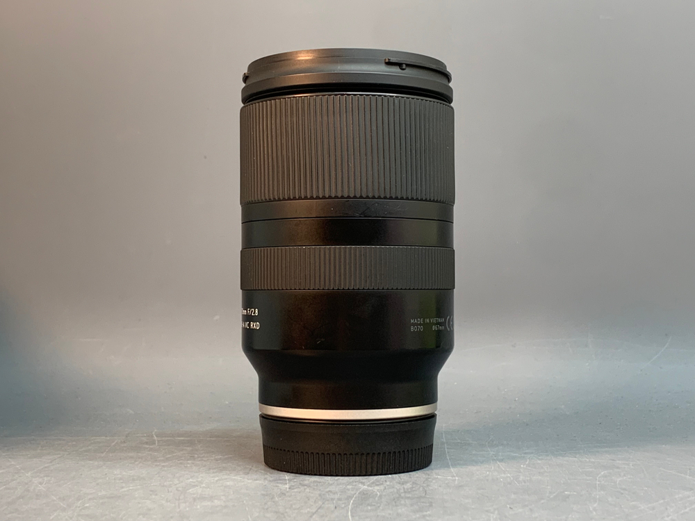 Tamron 17-70mm 2.8 Di III Sony E внутри пыль