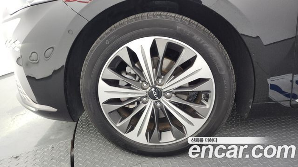 KIA K8 Signature — 2022