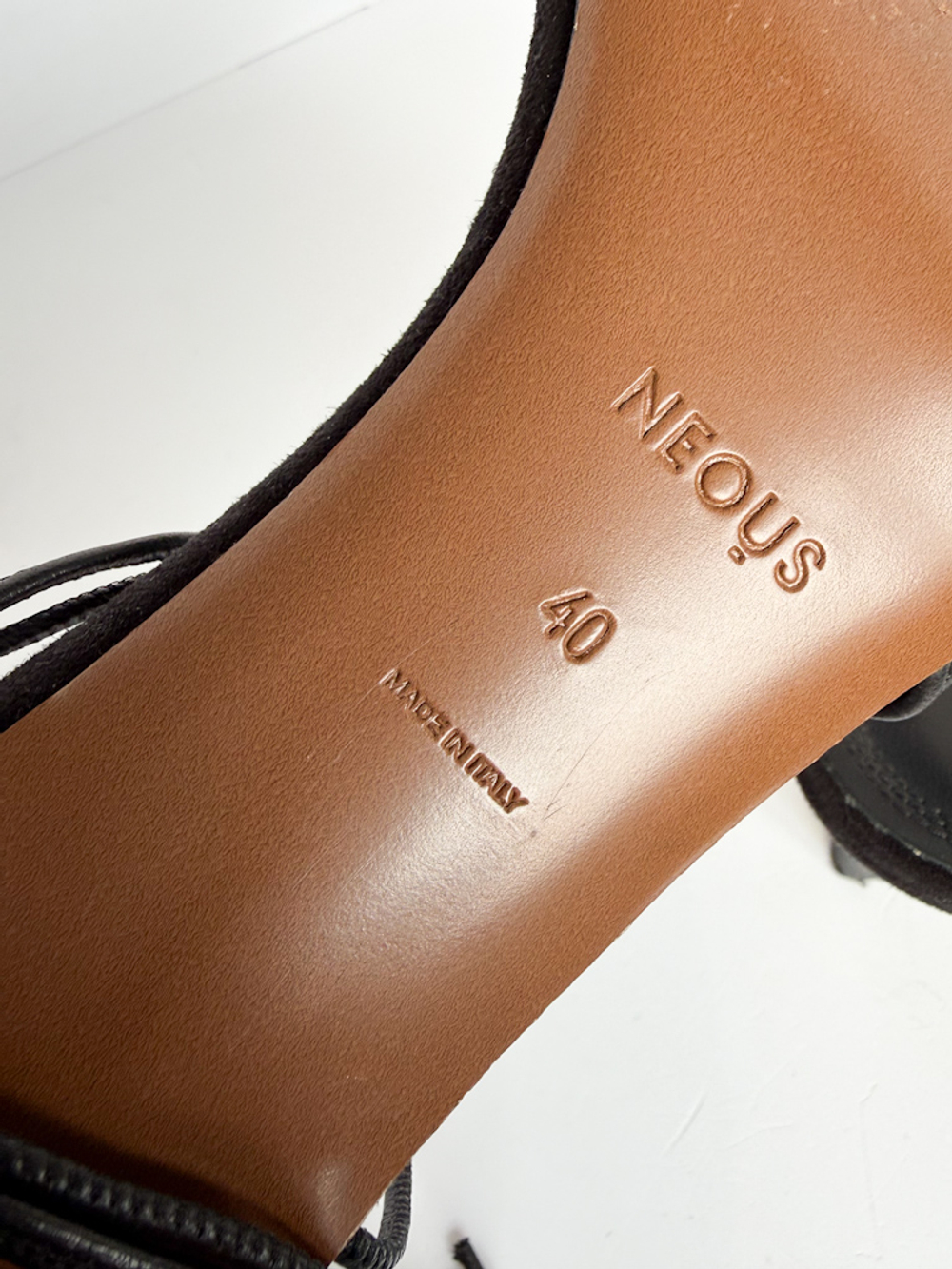 Кожаные босоножки Neous, 40