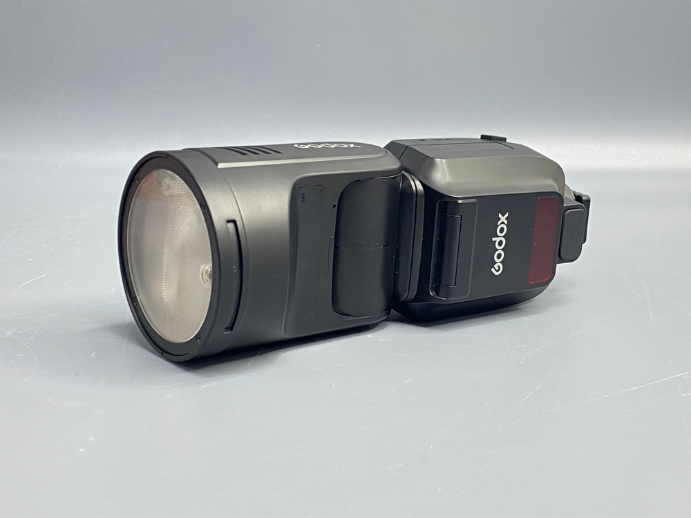 Godox V100 Sony