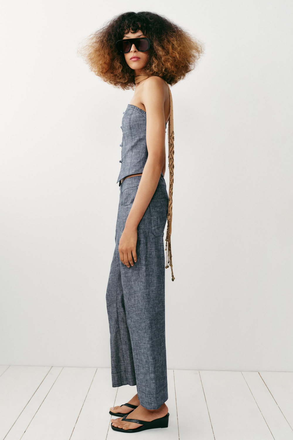 УКОРОЧЕННЫЕ БРЮКИ MINI FLARE ИЗ СМЕСОВОГО ЛЬНА — ZARA