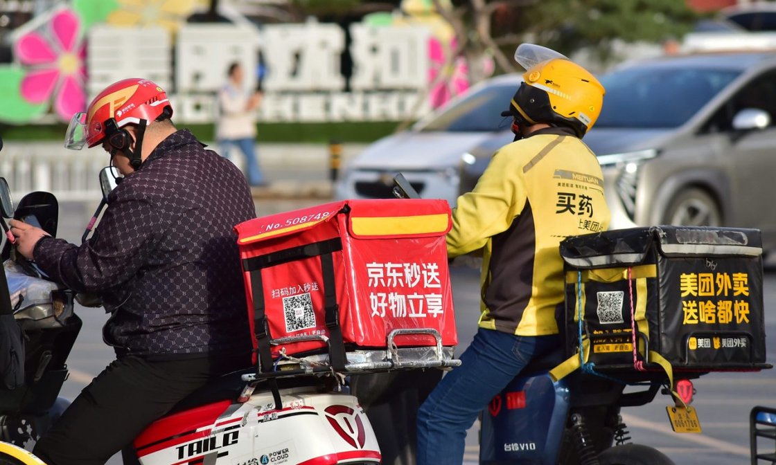 Alibaba и JD.com наращивают инвестиции в быструю доставку