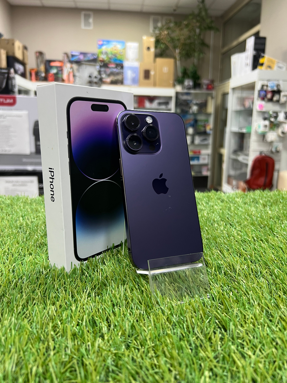 Б/у IPhone 14 Pro 256Gb Deep Purple